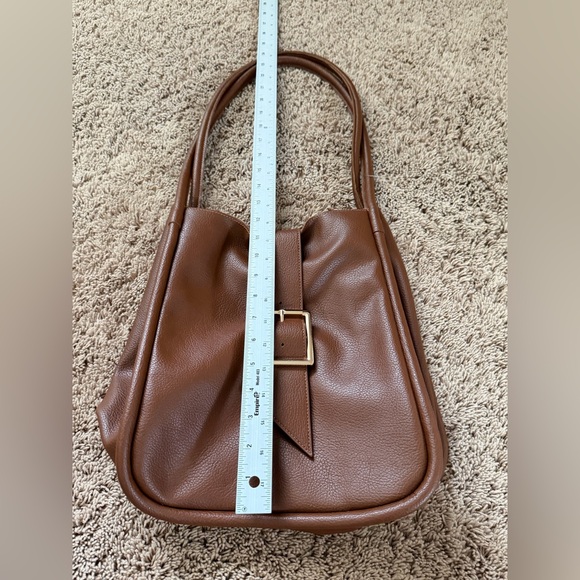 NWT new Anthropologie slouchy buckle tote bag faux leather tan brown + pouch - Picture 7 of 17